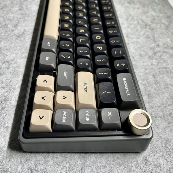ROYAL KLUDGE RK R65 Phantom (Brown Switch) Wired Mechanical Gaming Keyboard