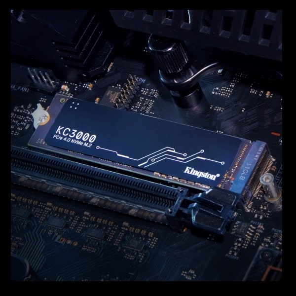 Kingston KC3000 4096GB NVMe M.2 PCIe Gen 4.0 Internal SSD