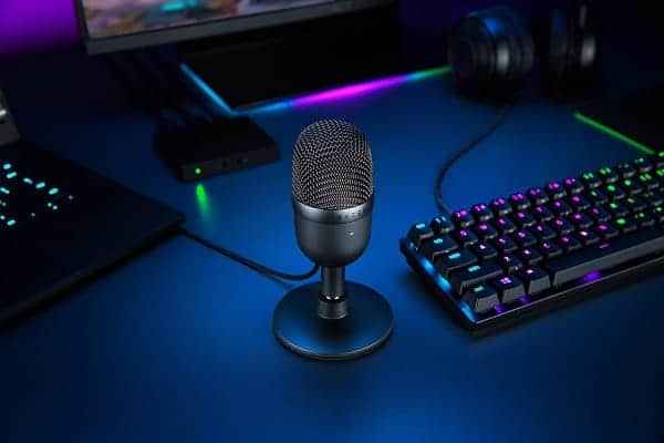 Razer Seiren Mini Ultra Compact Streaming Condenser Microphone (Black)